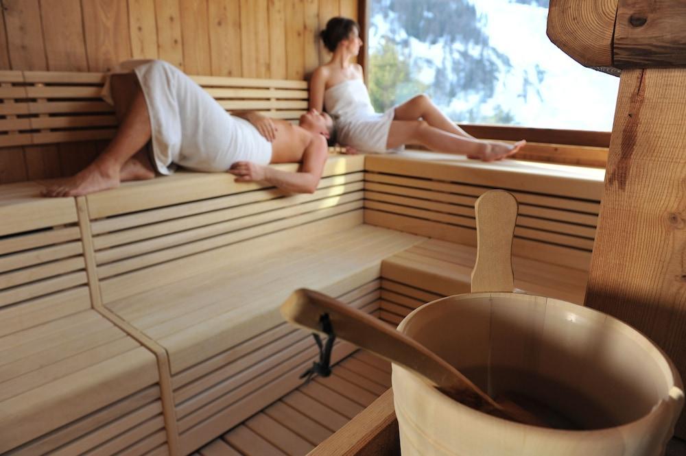 La Madonnina Del Gran Paradiso Wellness Hotel Cogne Exterior foto