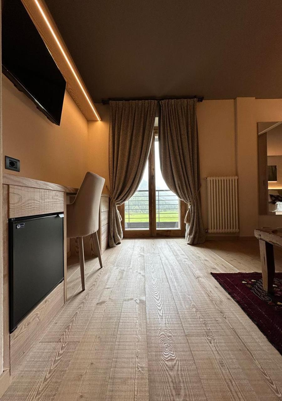 La Madonnina Del Gran Paradiso Wellness Hotel Cogne Exterior foto